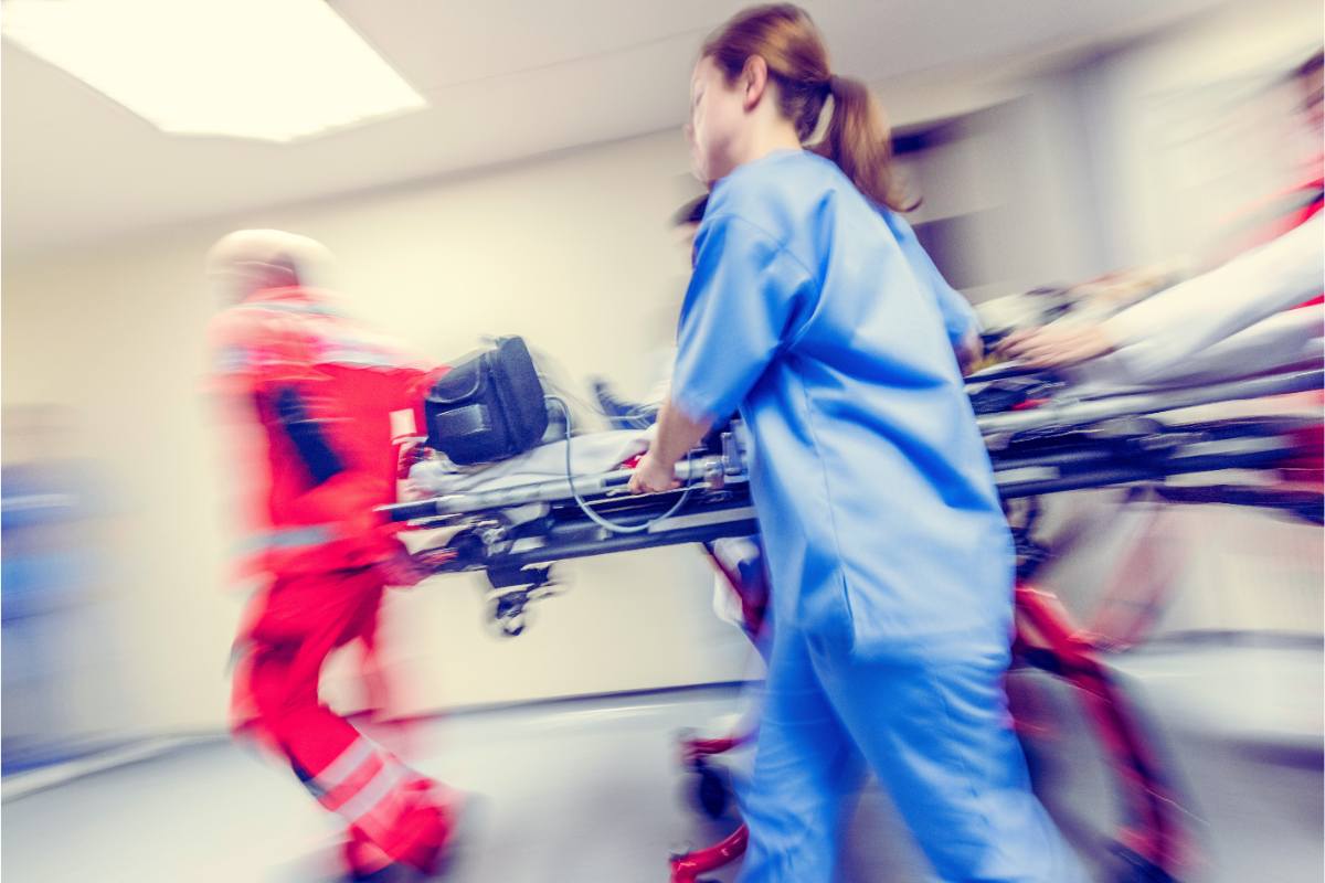 soccorritori in ospedale