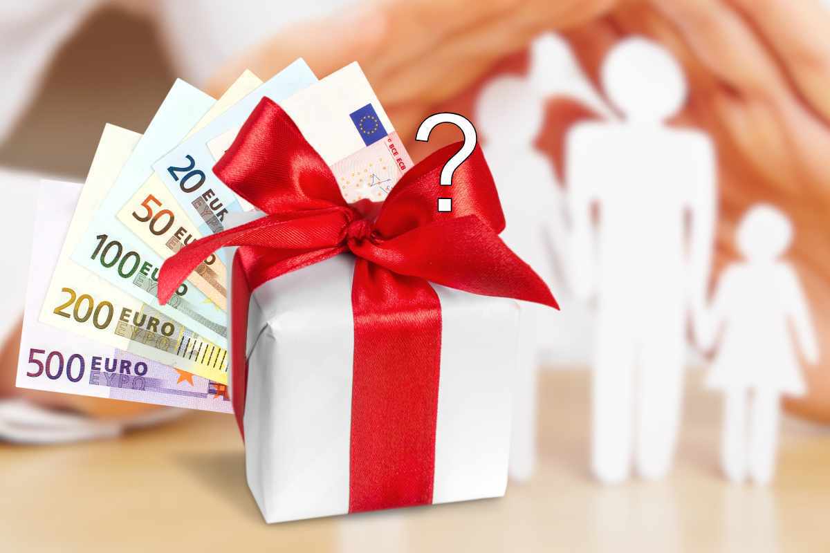 bonus regalo famiglia stilizzata soldi